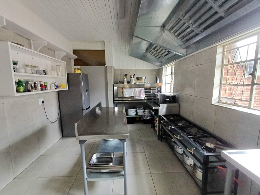 6 Bedroom Property for Sale in Bayswater Free State